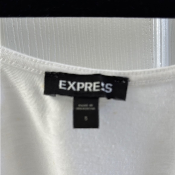 Express White Relaxed Crop Tank Top - Picture 2 of 4